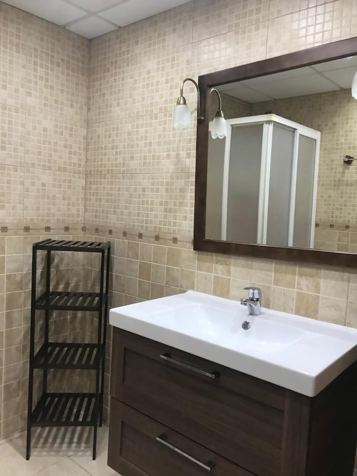 Espectacular Residencial En 1A Linea Con Piscina Apartment Benajarafe Ngoại thất bức ảnh