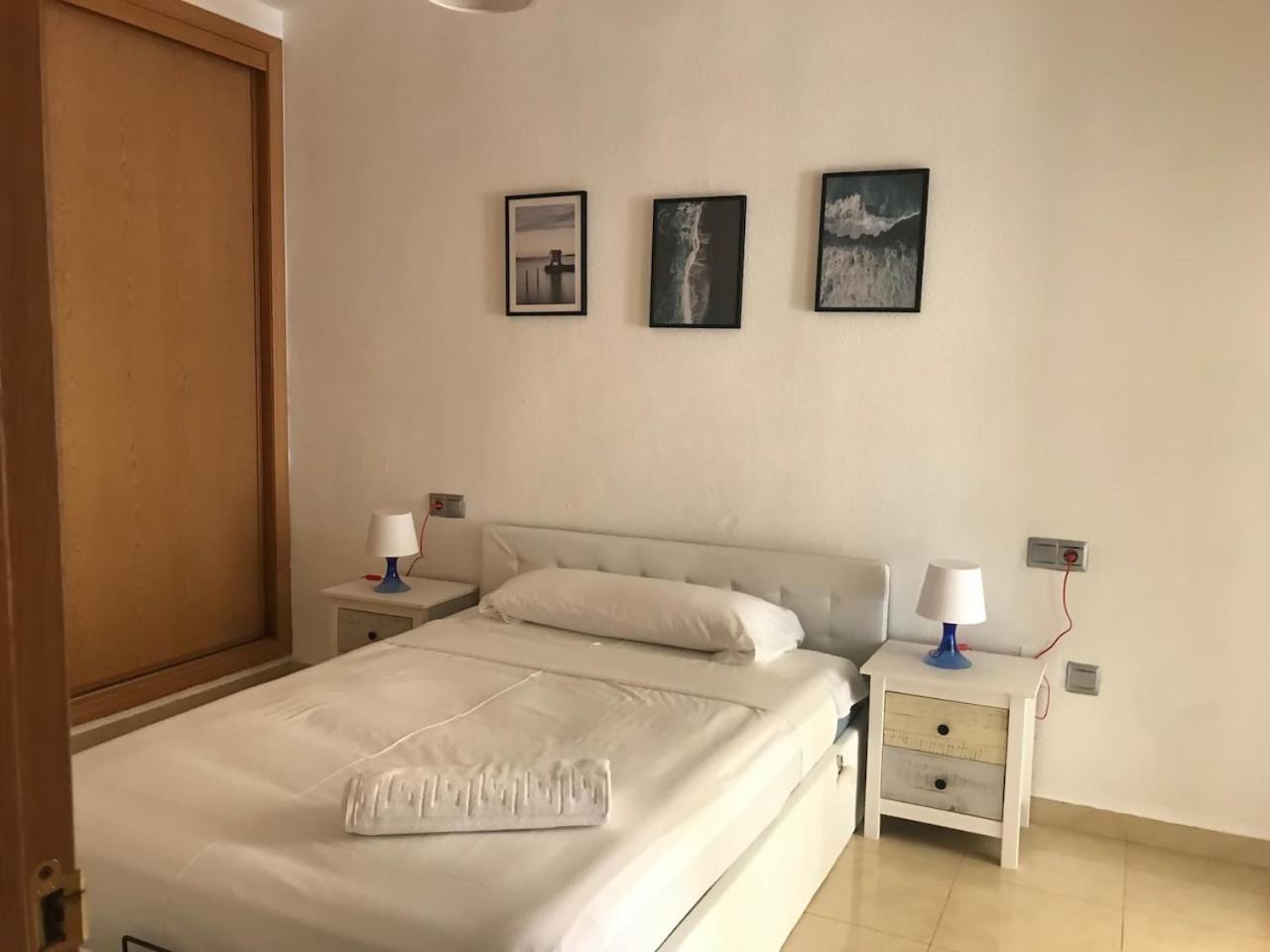 Espectacular Residencial En 1A Linea Con Piscina Apartment Benajarafe Ngoại thất bức ảnh