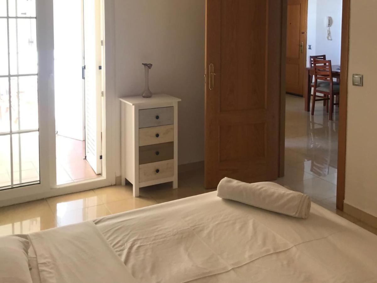 Espectacular Residencial En 1A Linea Con Piscina Apartment Benajarafe Ngoại thất bức ảnh