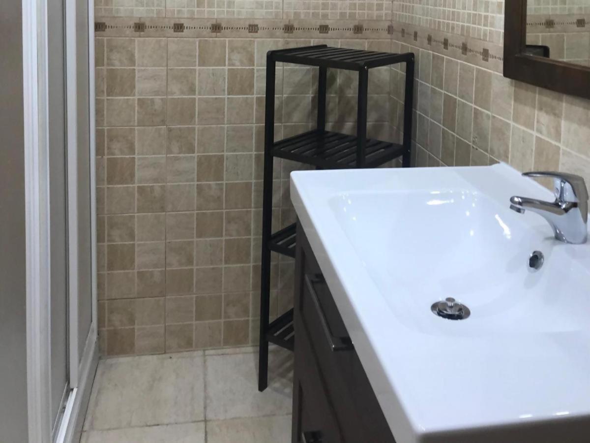 Espectacular Residencial En 1A Linea Con Piscina Apartment Benajarafe Ngoại thất bức ảnh