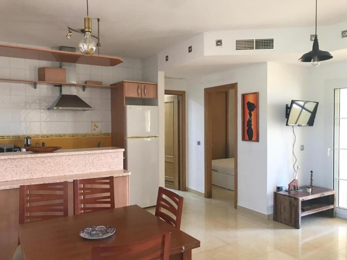 Espectacular Residencial En 1A Linea Con Piscina Apartment Benajarafe Ngoại thất bức ảnh